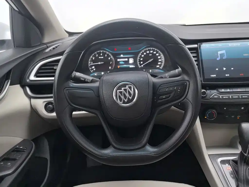 Buick Excelle GT 2017 — фото 11