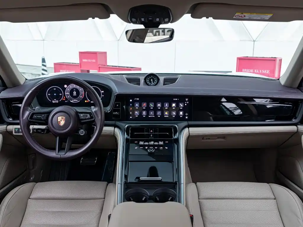 Porsche Panamera 2024 — фото 10