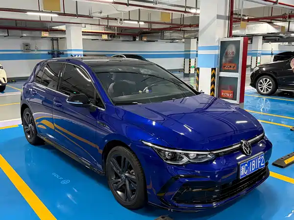 Volkswagen Golf 2022