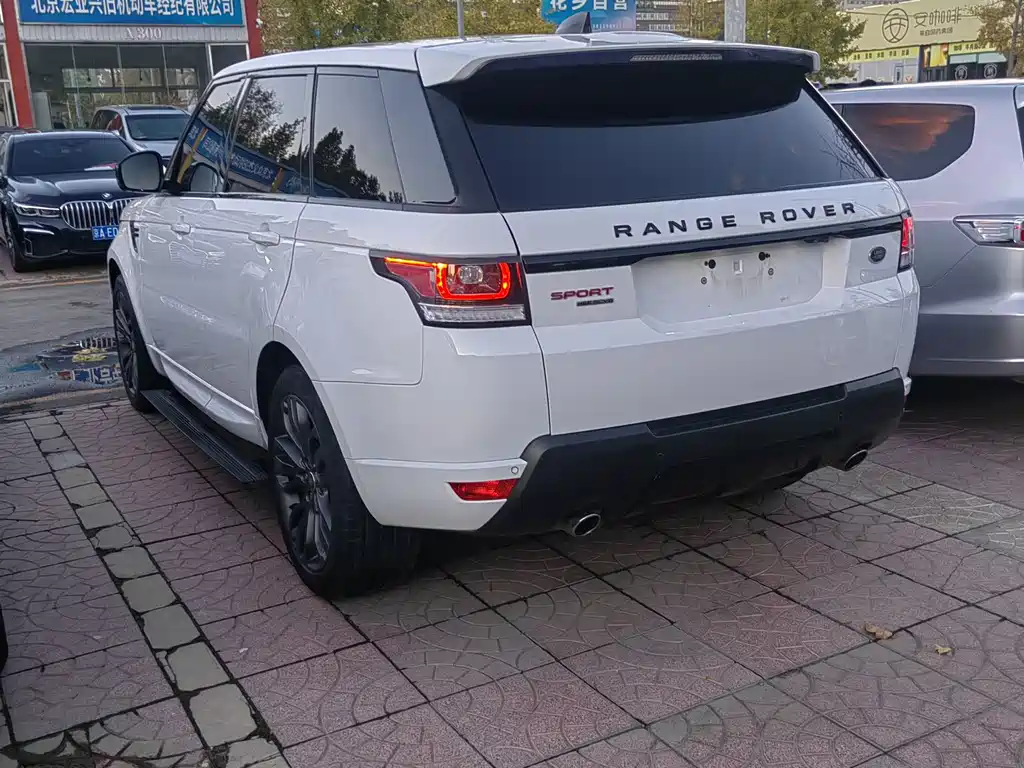 Land Rover Sport 2017 — фото 11