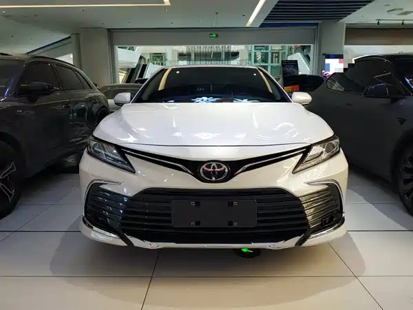 Toyota Camry 2023