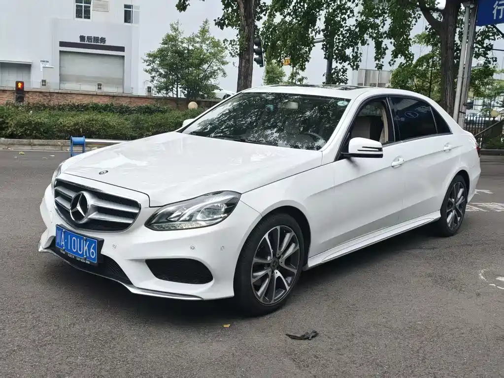 Mercedes-Benz E-Class 2015