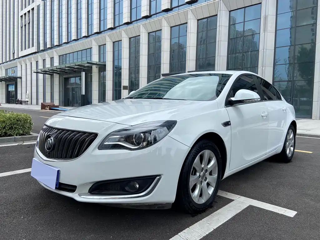 Buick Regal 2017 — фото 1