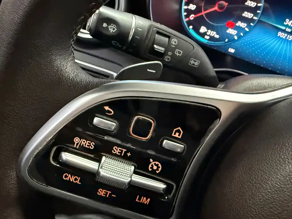 Mercedes-Benz GLC 2022 — фото 16
