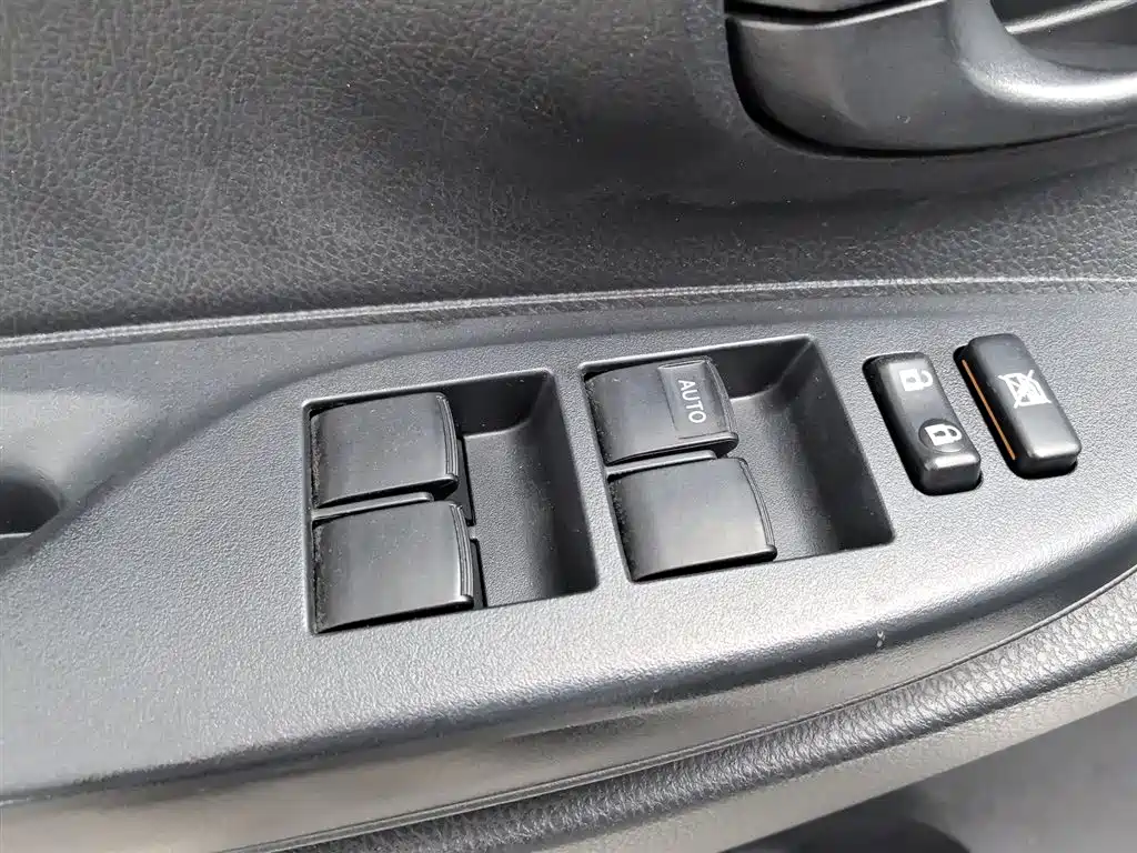 Toyota Vios 2017 — фото 9