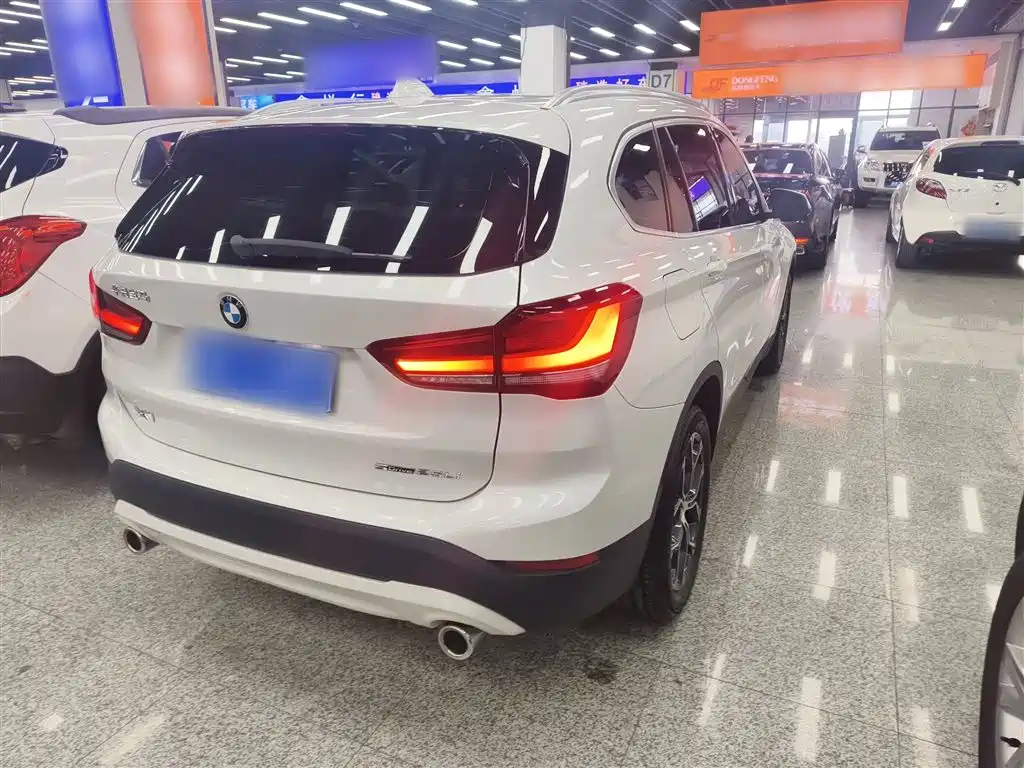 BMW X1 2020 — фото 5