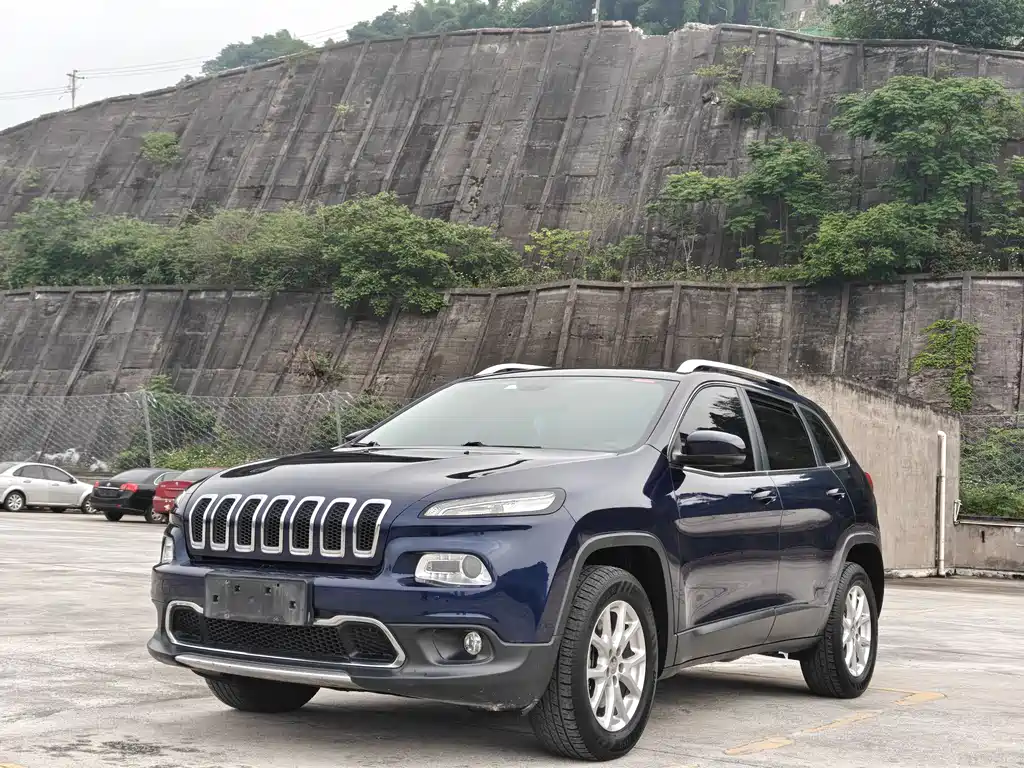 Jeep Cherokee 2016