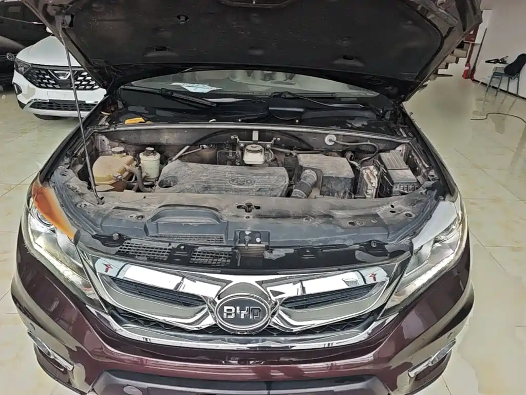 BYD S7 2015 — фото 20
