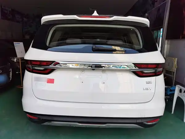 Geely Jiaji 2021