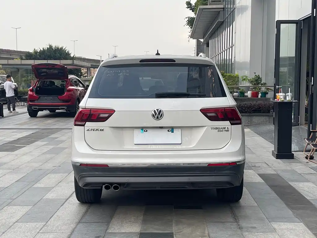 Volkswagen Tiguan L 2020 — фото 25