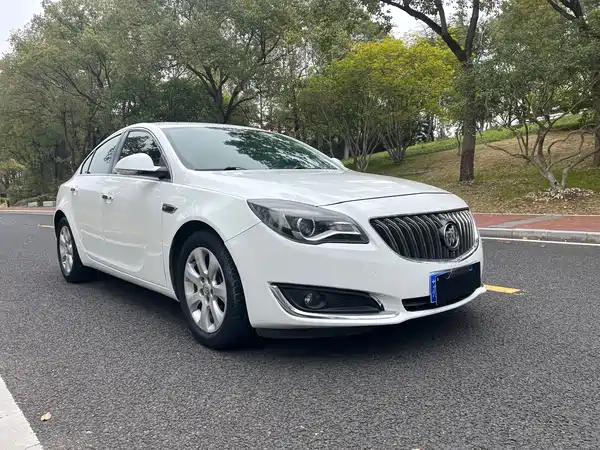 Buick Regal 2016