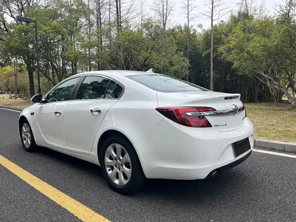 Buick Regal 2016