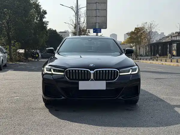 BMW 5 Series 2023