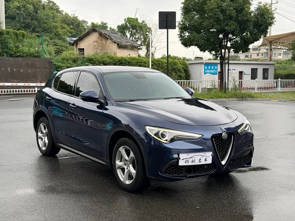 Alfa Romeo Stelvio 2019