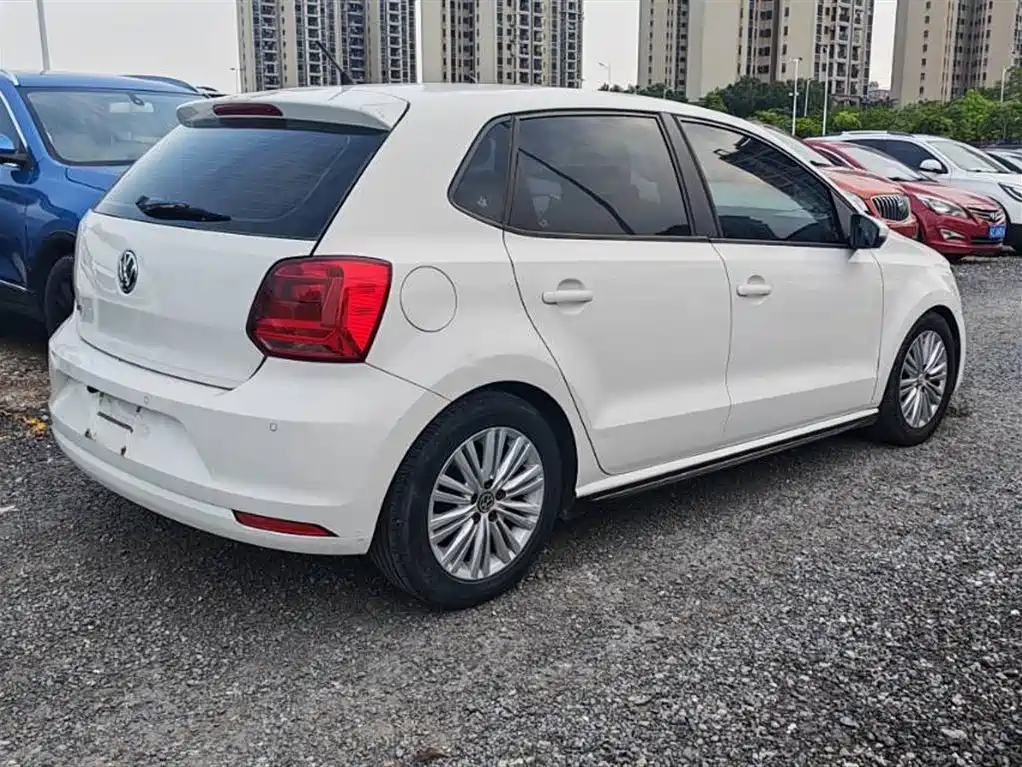 Volkswagen Polo 2017 — фото 4