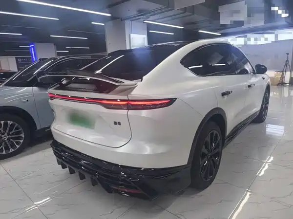 NIO EC7 2024