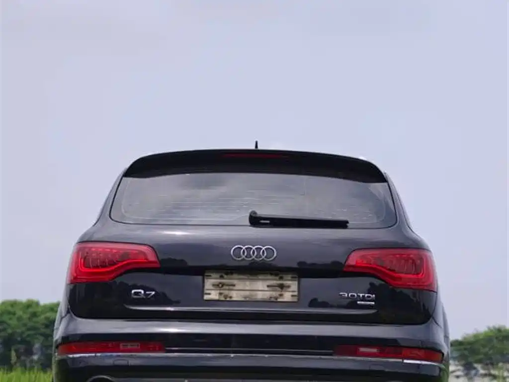 Audi Q7 2012 — фото 6