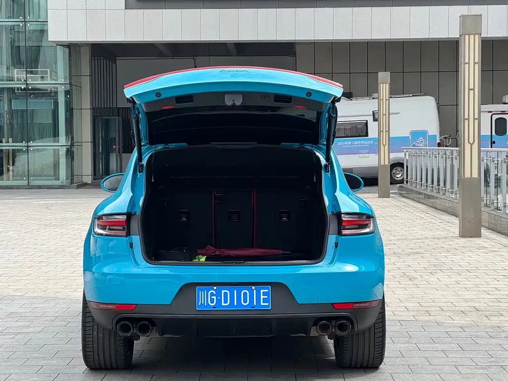 Porsche Macan 2018 — фото 10