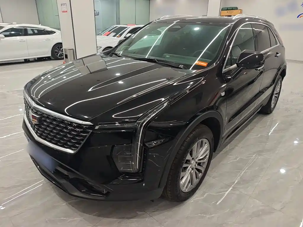 Cadillac XT4 2025 — фото 2
