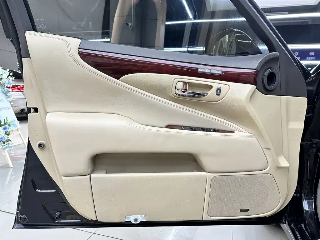 Lexus LS 2007 — фото 14