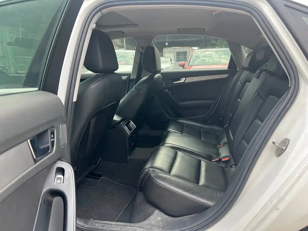 Audi A4L 2014