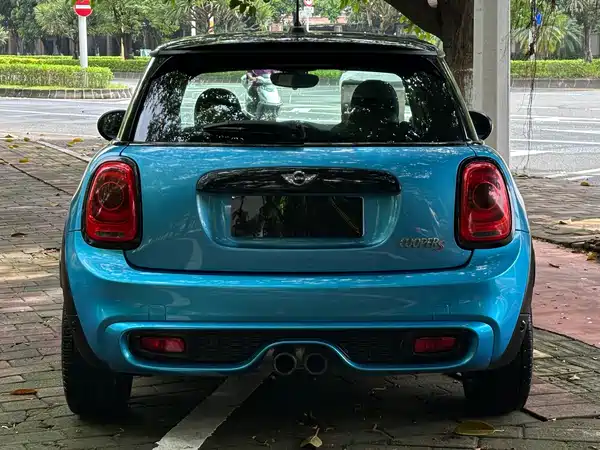 MINI 2015