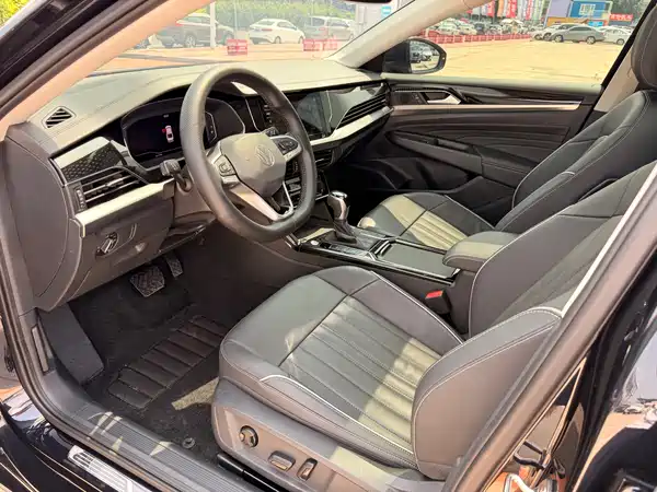 Volkswagen Passat 2022
