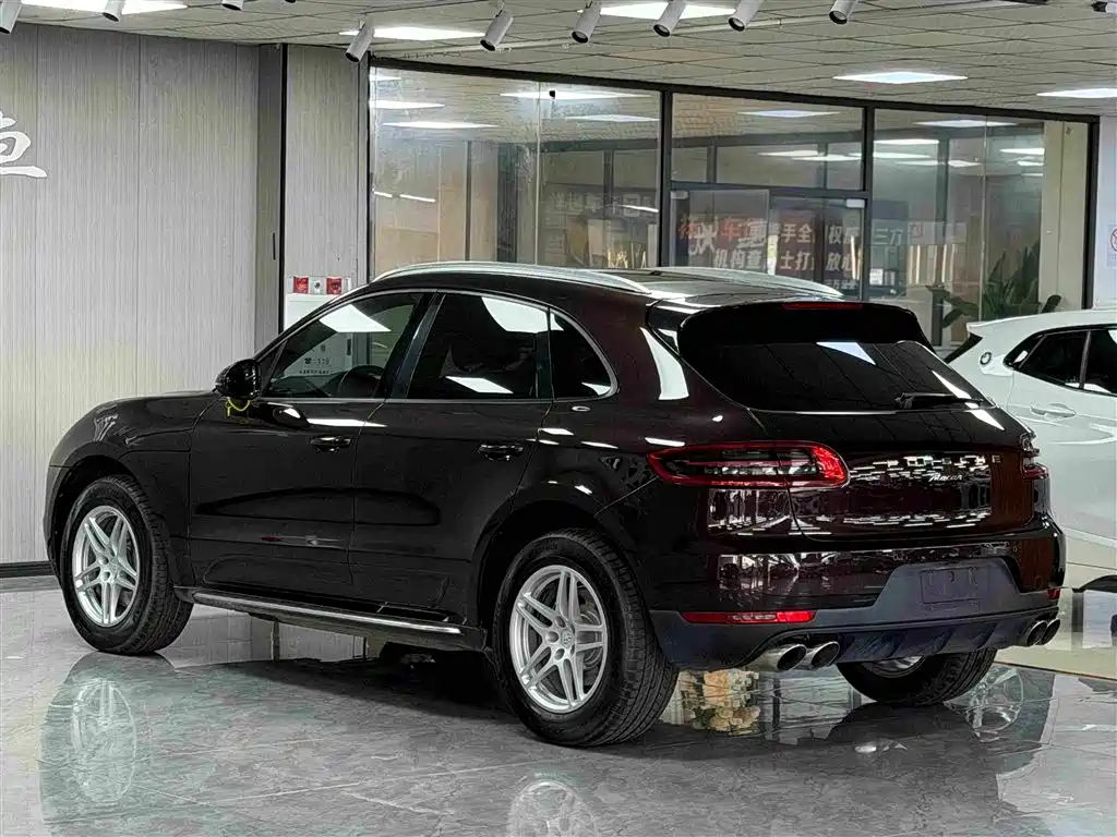 Porsche Macan 2018 — фото 9