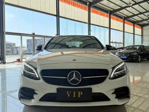Mercedes-Benz C-Class 2021