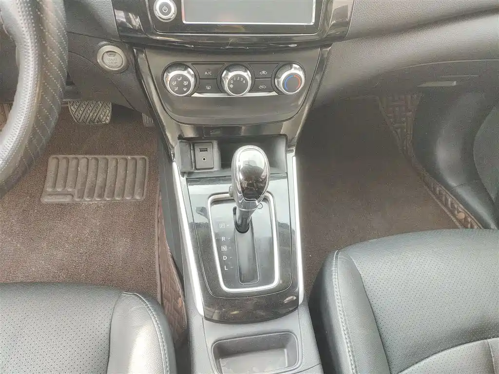 Nissan Sylphy 2018 — фото 14