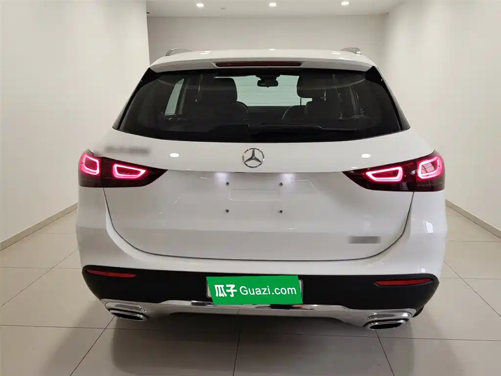 Mercedes-Benz GLA 2023 — фото 4