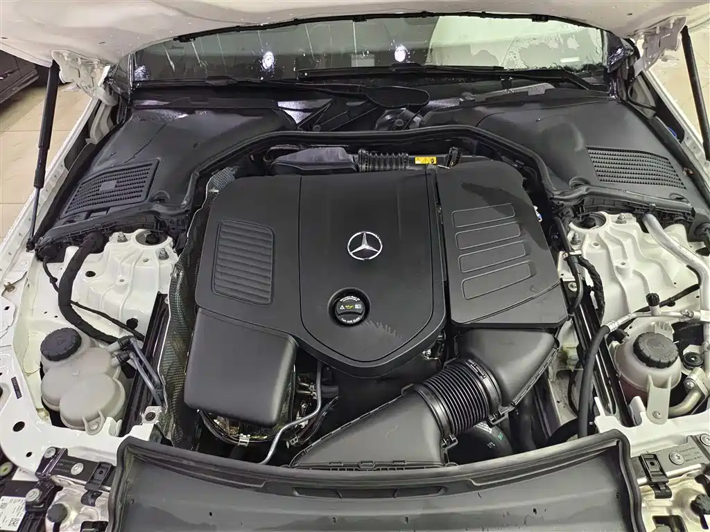 Mercedes-Benz C-Class 2023 — фото 16