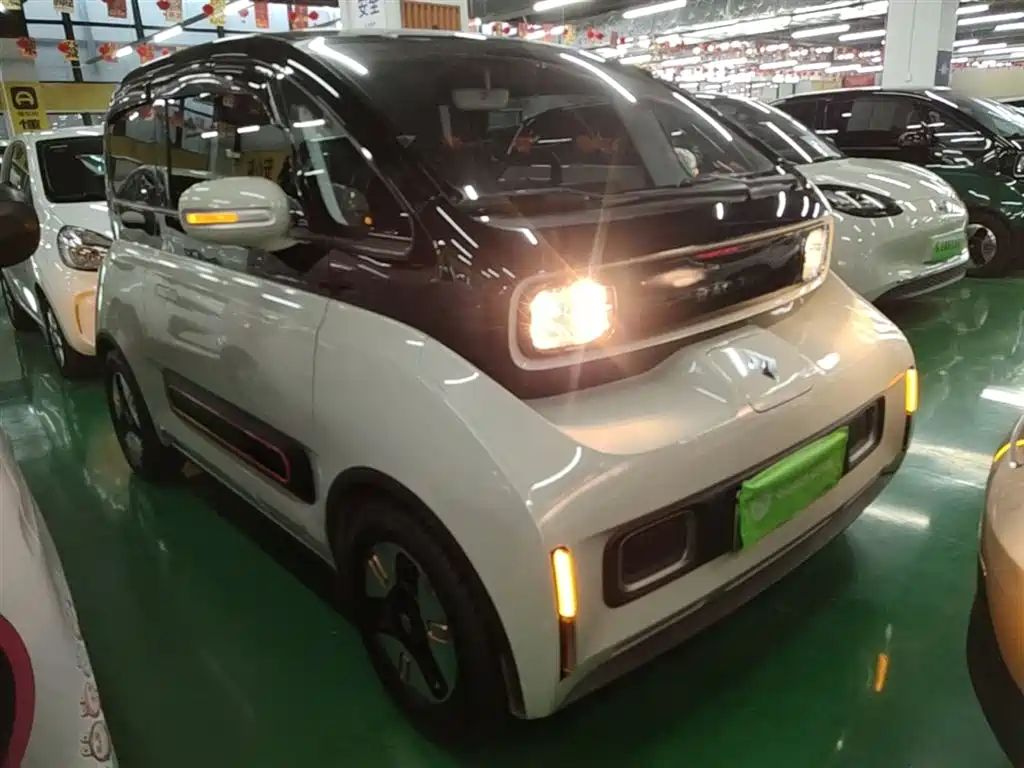 Baojun KiWi EV 2022 — фото 4