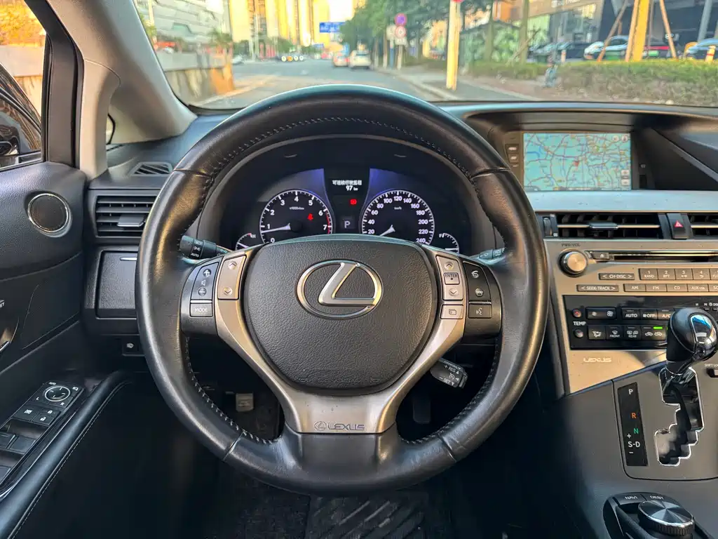 Lexus RX Classic 2014 — фото 12