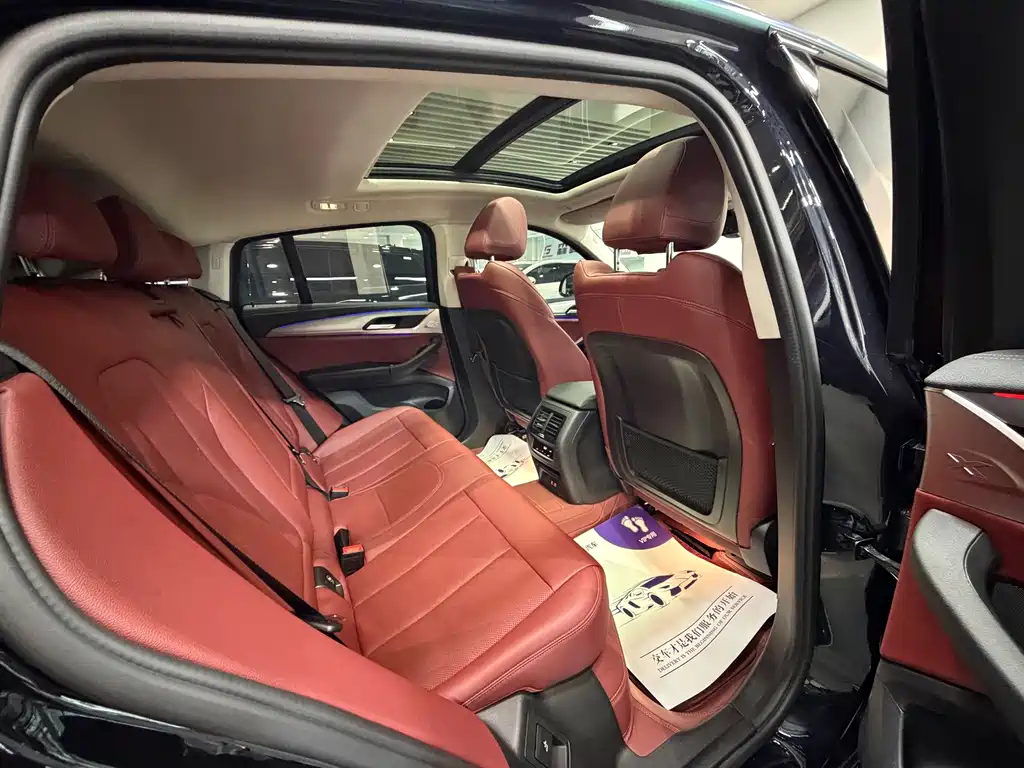 BMW X4 2023 — фото 15