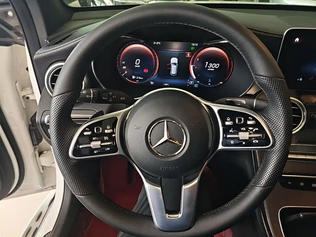 Mercedes-Benz GLC 2022 — фото 11