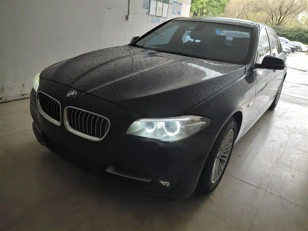 BMW 5 Series 2016 — фото 2