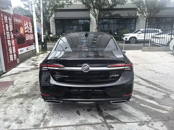 Buick LaCrosse 2022