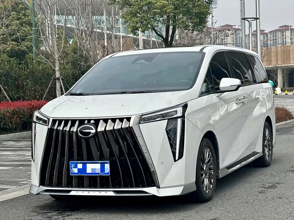 GAC Motor Trumpchi M8 2023 — фото 1