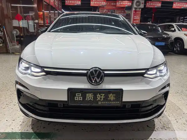 Volkswagen Golf 2023