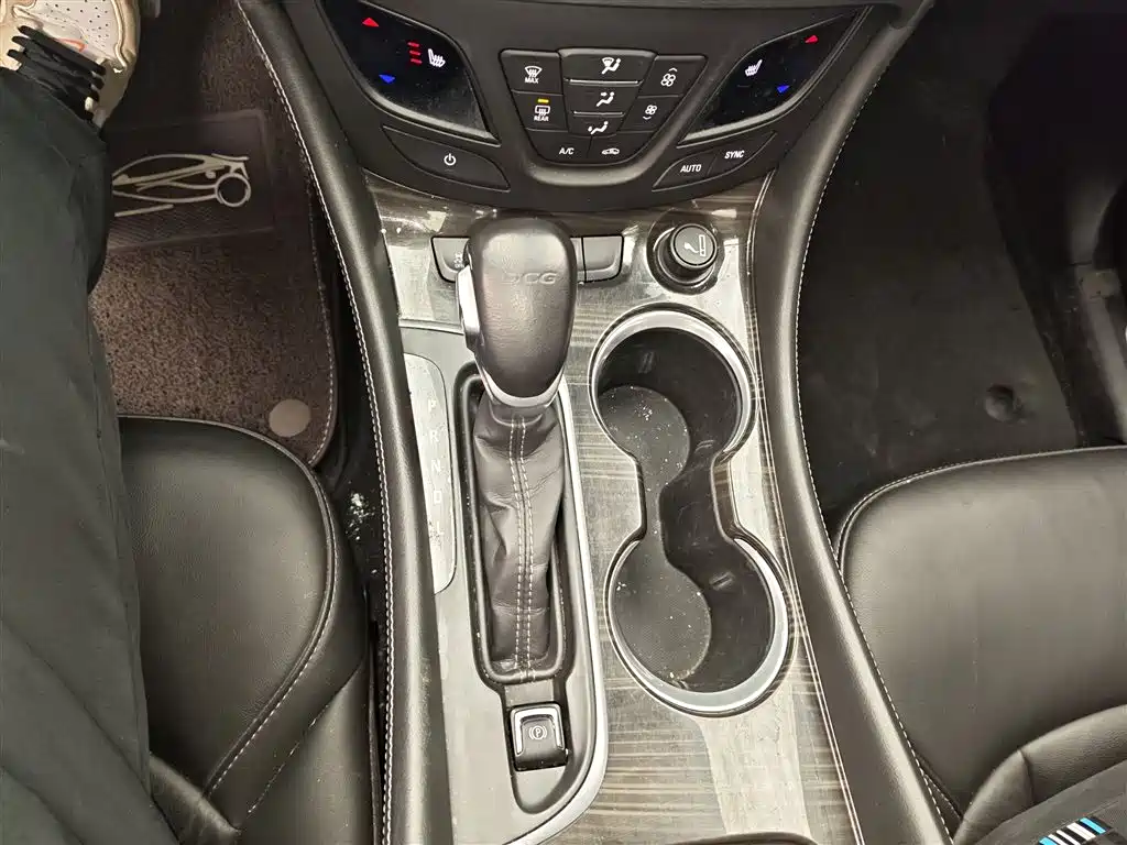 Buick Envision Plus 2020 — фото 10