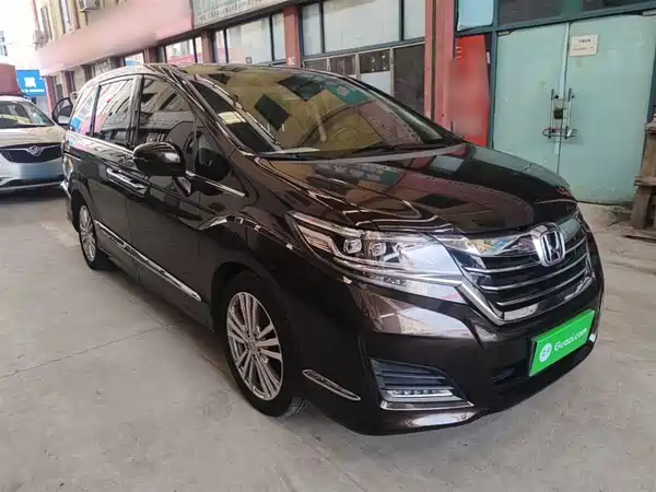 Honda Elysion 2016