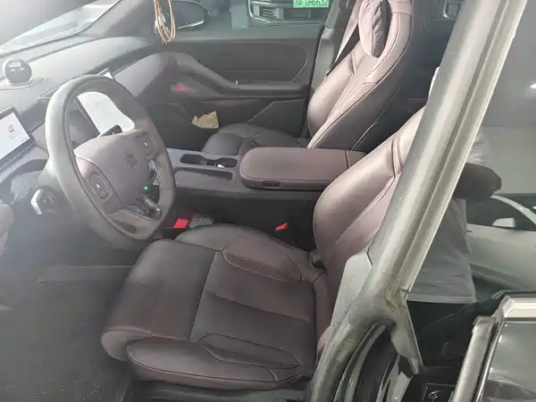 NIO ET5T 2025