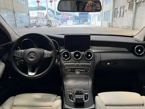 Mercedes-Benz C-Class 2015