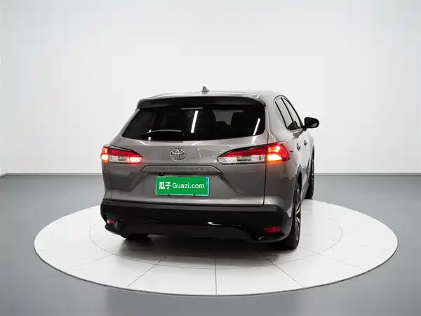 Toyota Frontlander 2024