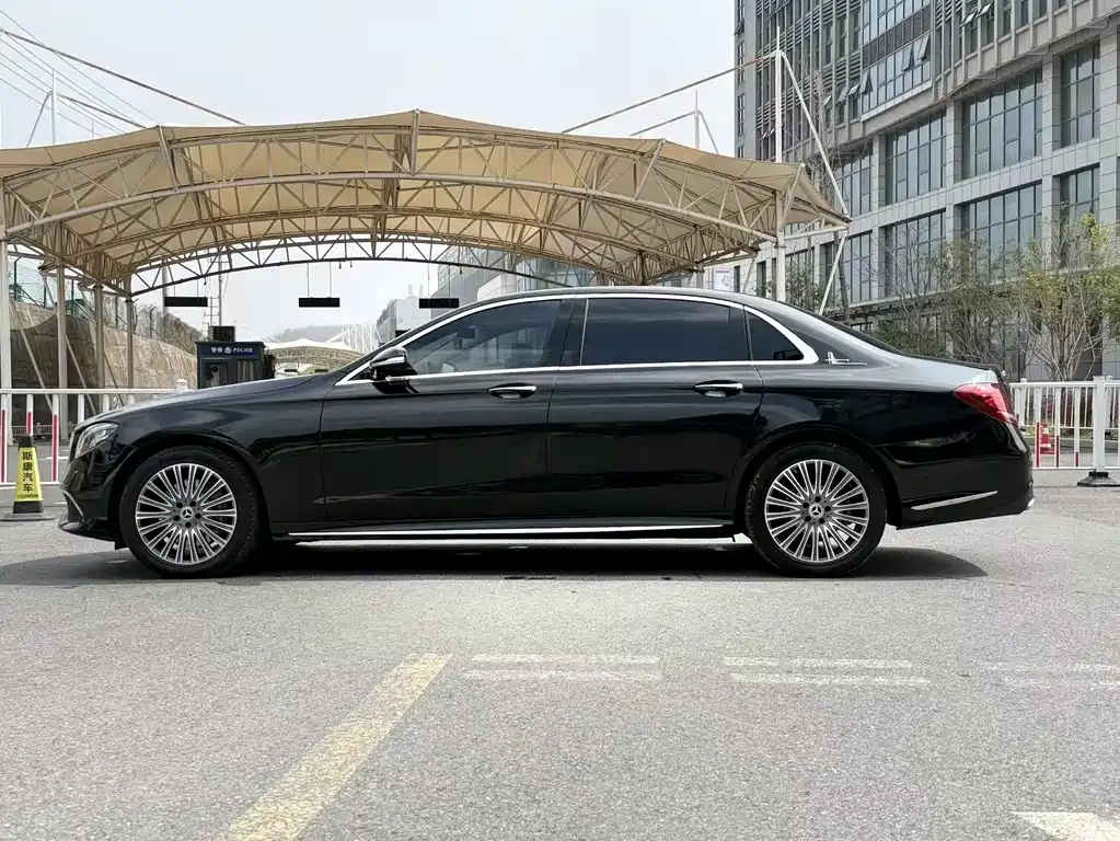 Mercedes-Benz E-Class 2020 — фото 7