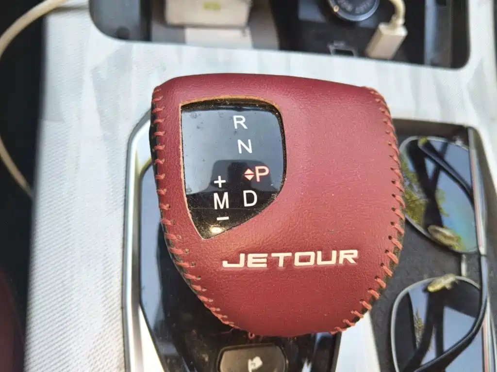 Jetour X70 PLUS 2024 — фото 10