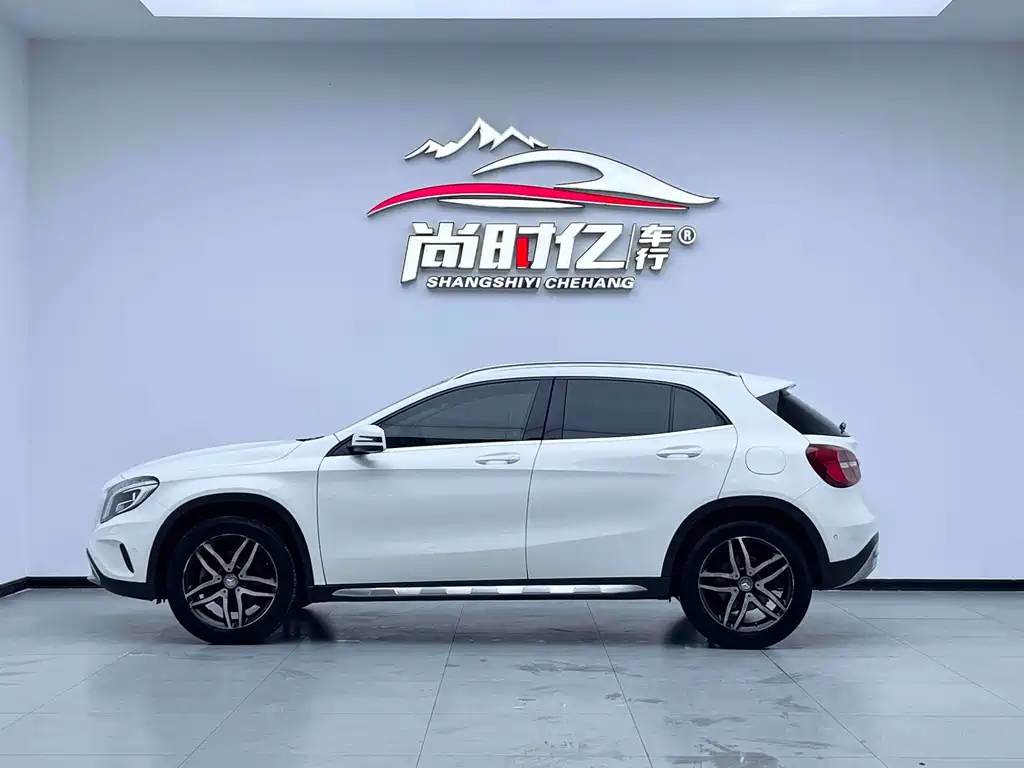 Mercedes-Benz GLA 2017