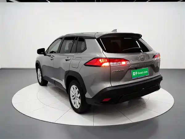 Toyota Frontlander 2024