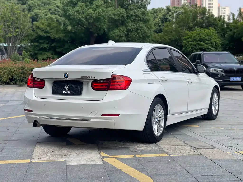 BMW 3 Series 2015 — фото 8